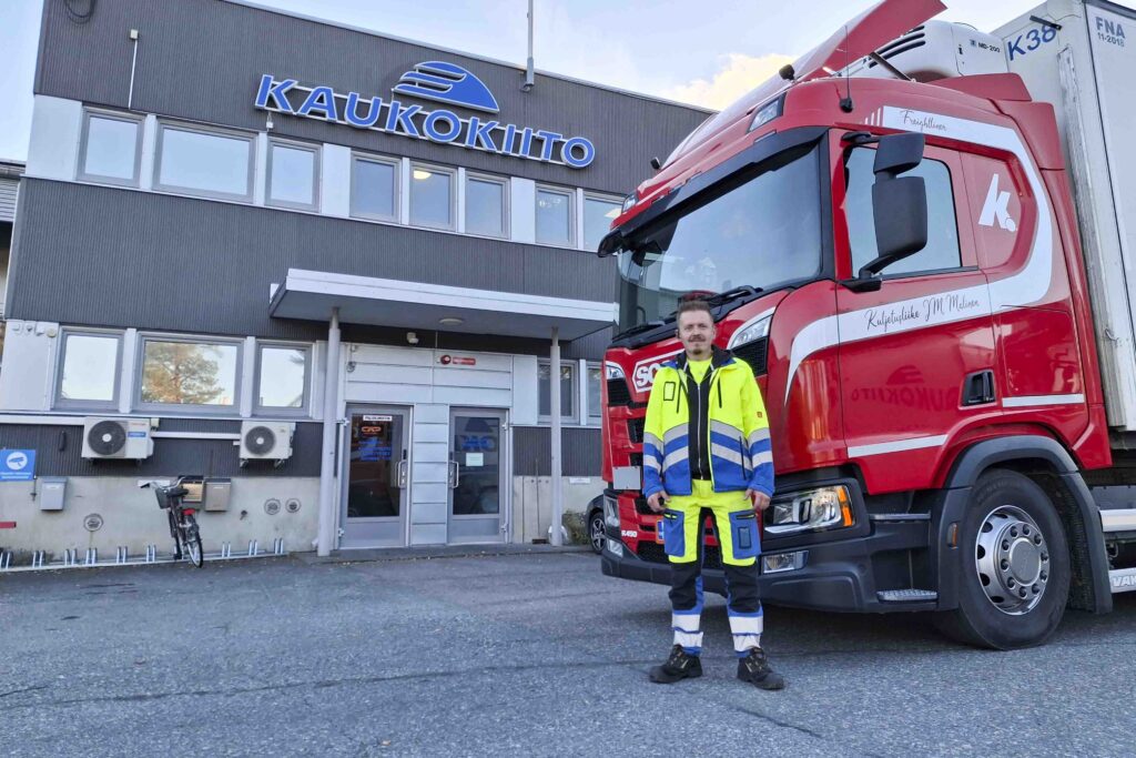 Juha-Matti Malinen, 39, driver Finlands östligaste budtjänst som underleverantör till Kaukokiito.